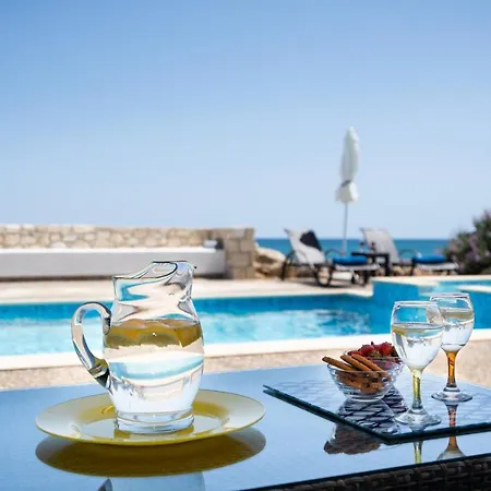 Beachfront Turquoise With Private Pool, Bbq And Ping Pong Table * Chania (Crete)
