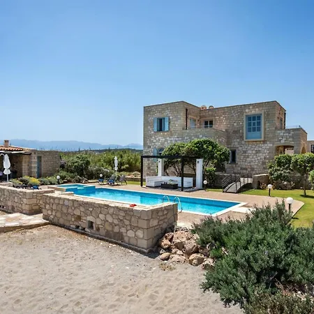 Villa Beachfront Turquoise With Private Pool, Bbq And Ping Pong Table Chania (Crete)