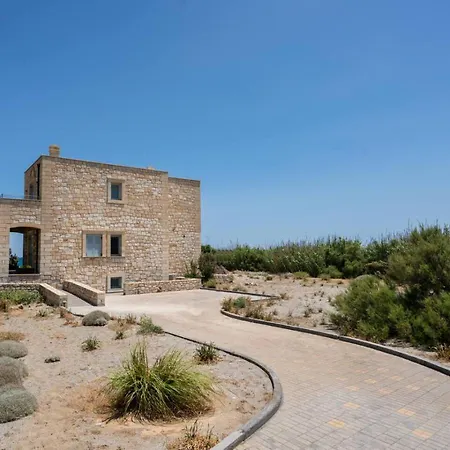 Beachfront Turquoise With Private Pool, Bbq And Ping Pong Table Chania (Crete)