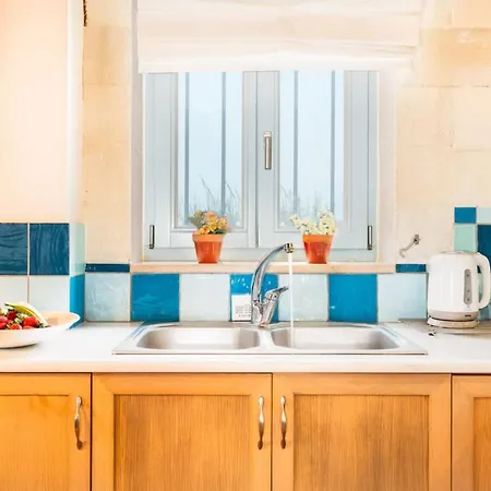 Beachfront Turquoise With Private Pool, Bbq And Ping Pong Table Villa Chania (Crete)