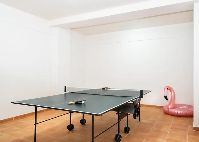 Βίλα Beachfront Turquoise With Private Pool, Bbq And Ping Pong Table Χανιά