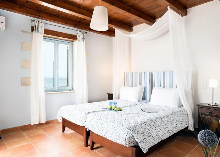 Beachfront Turquoise With Private Pool, Bbq And Ping Pong Table Βίλα Χανιά