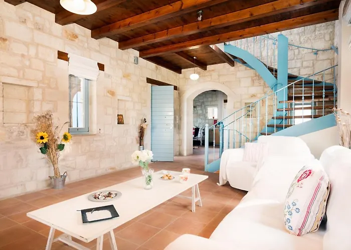 Villa Beachfront Turquoise With Private Pool, Bbq And Ping Pong Table Chania (Crete)