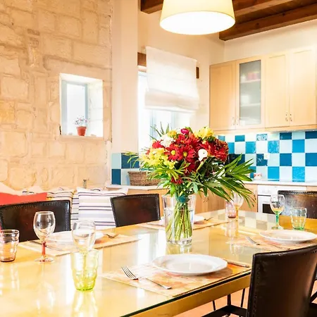 Beachfront Turquoise With Private Pool, Bbq And Ping Pong Table Villa *