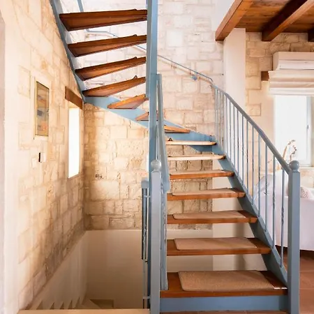 Beachfront Turquoise With Private Pool, Bbq And Ping Pong Table