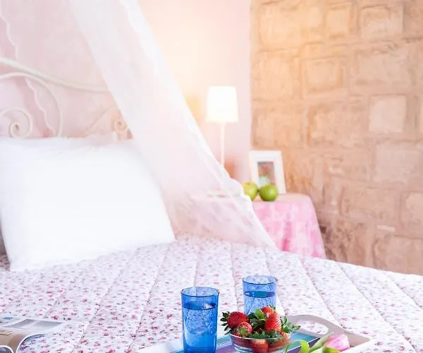 Villa Beachfront Turquoise With Private Pool, Bbq And Ping Pong Table